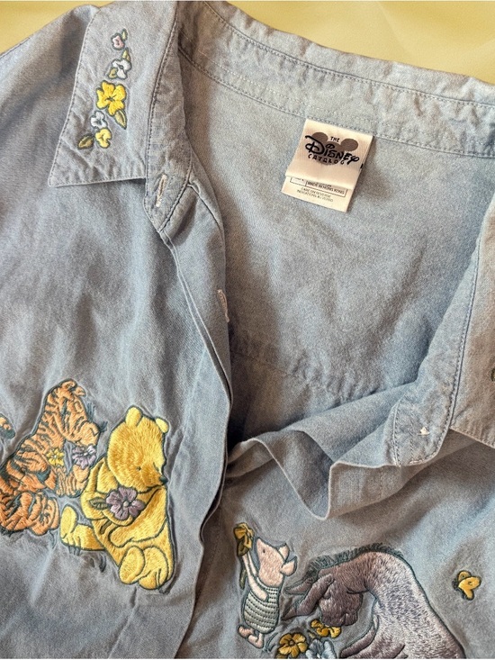 Disney Tops - Vintage Disney catalog Winnie the Pooh
